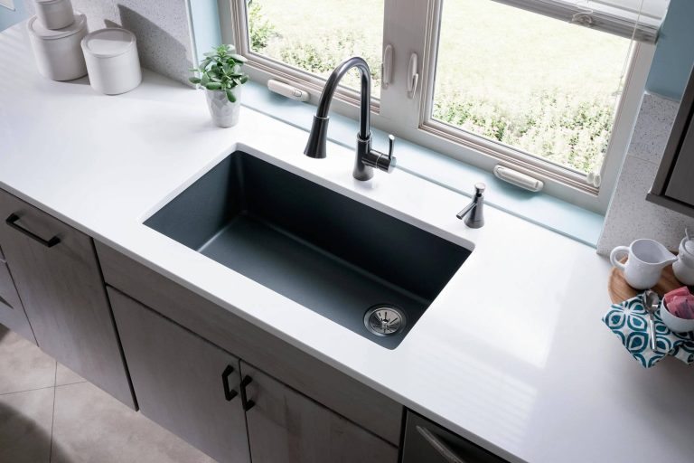 Stainless Steel vs Quartz Composite Waterfall Kitchen Sinks: Which One to Choose?